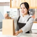 アルバイト選びで迷う大学生必見!人気の仕事と選ぶ理由
